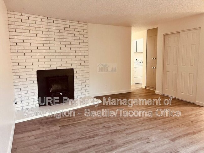 Building Photo - 6313 151st St NW