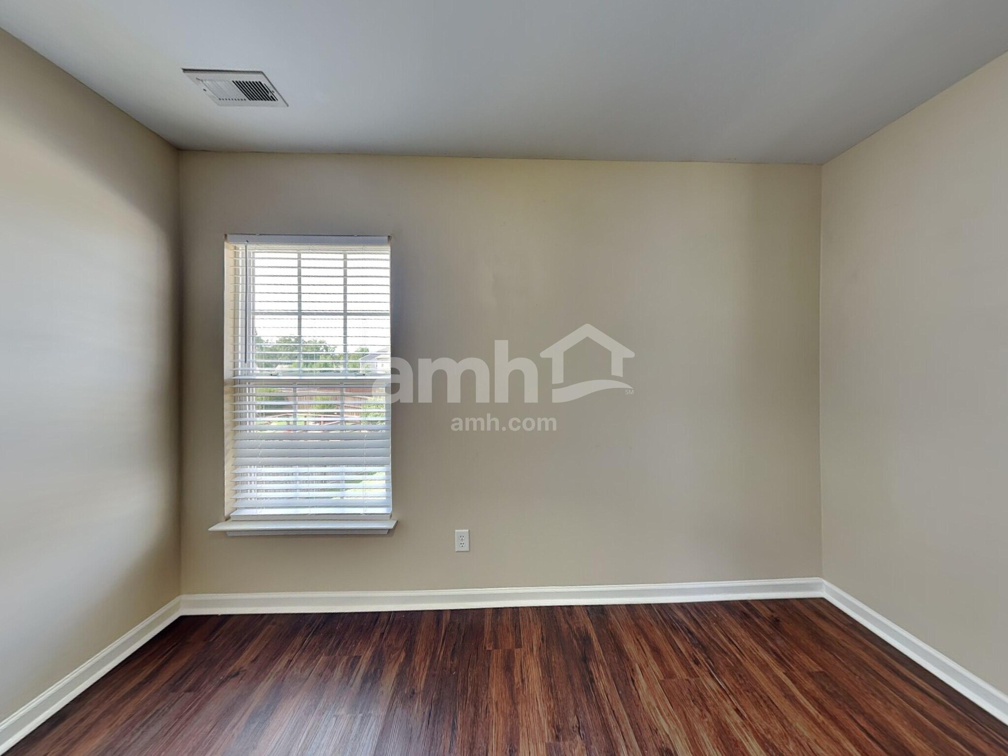 Building Photo - 115 Portland Falls Dr