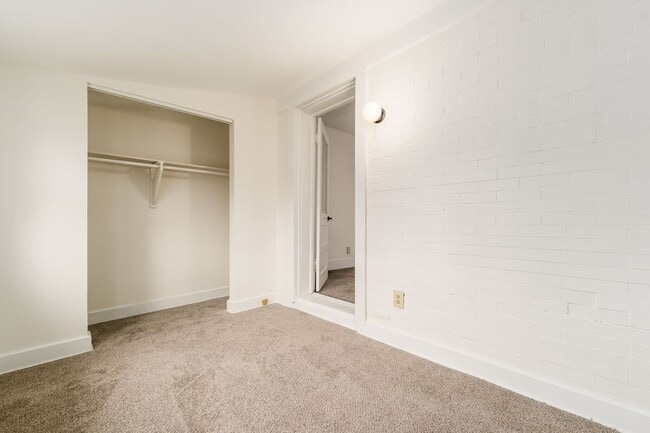 Building Photo - 61 Sherman Ave