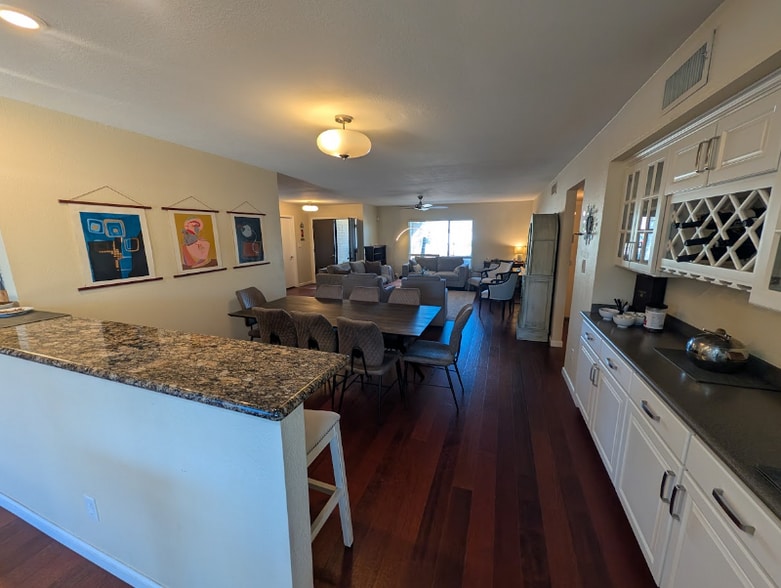 Building Photo - 4909 E Presidio Rd