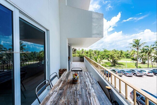 Building Photo - 177 Ocean Ln Dr
