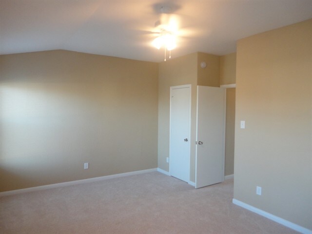 Building Photo - 1631 Laura Anne Dr