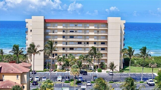 Building Photo - 7440 S Ocean Dr
