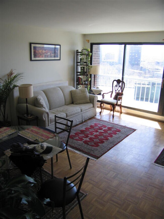 Building Photo - 11A Trowbridge St