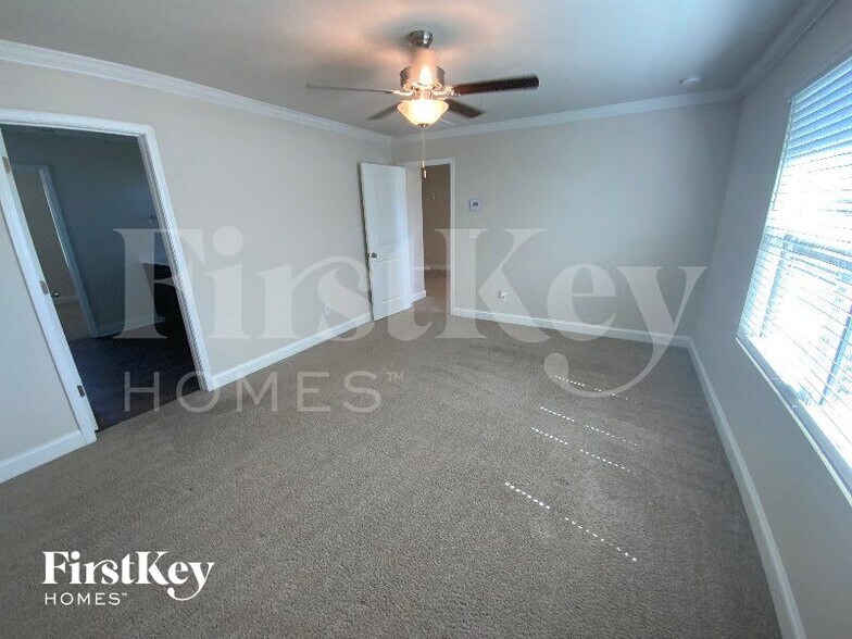 Building Photo - 5225 Cobblestone Glen Dr