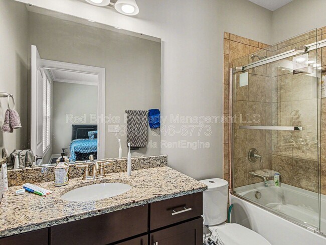 Building Photo - 8742 Whitehawk Hill Rd