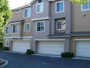 Building Photo - East Dublin Townhome in Great Location!