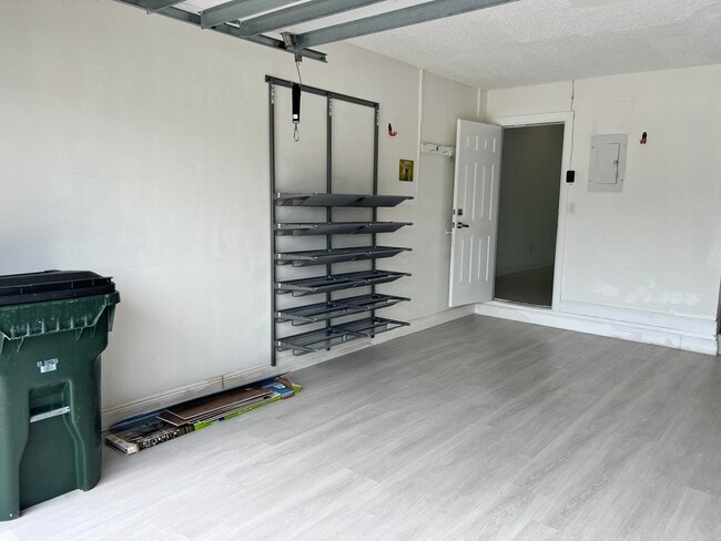 Building Photo - 3210 NW 23rd Ter