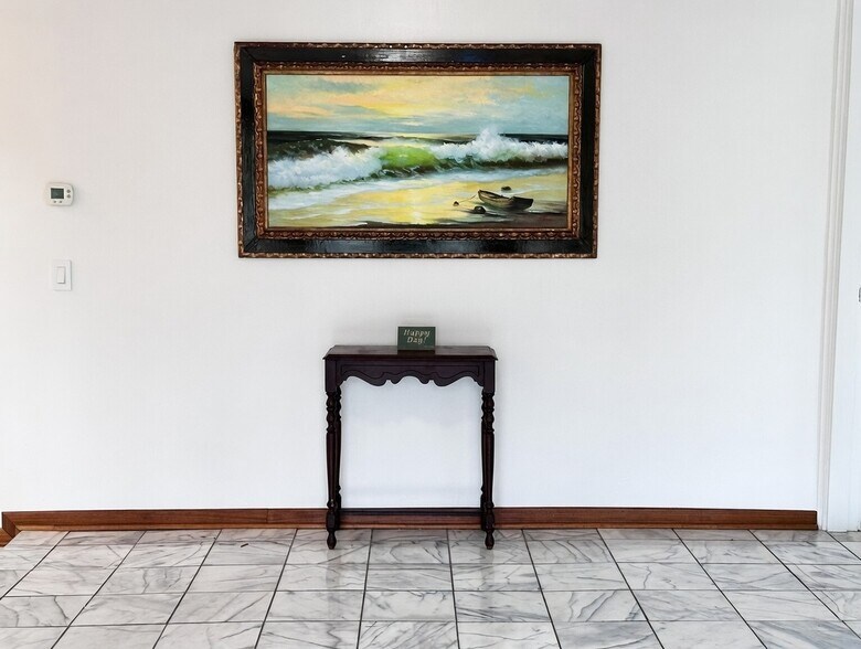 Building Photo - 238 Portlock Rd