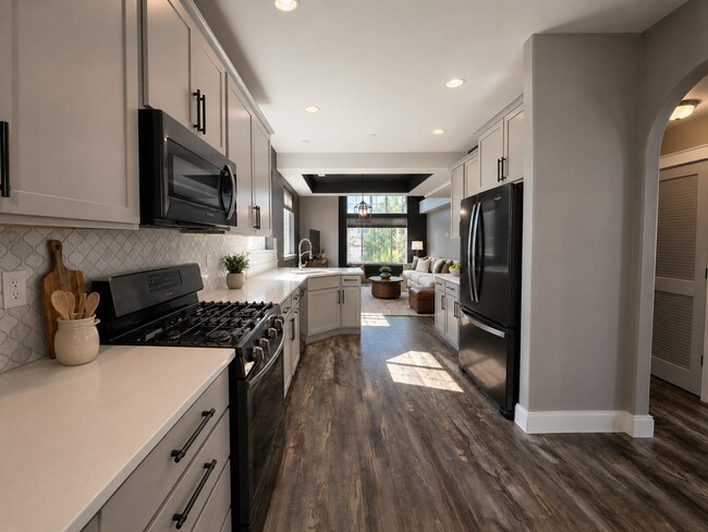Building Photo - 4504 Corvina St