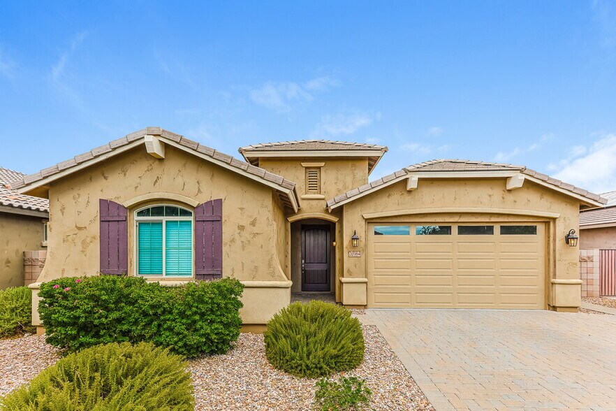 Primary Photo - 20364 E Carriage Wy