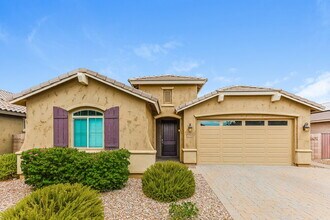 Building Photo - 20364 E Carriage Wy