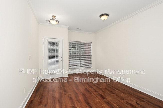 Building Photo - 456 Highland Cove Dr