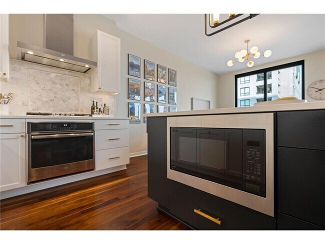 Building Photo - 1240 S 2nd St