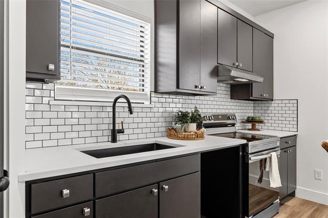 Building Photo - 1900 Rosemary