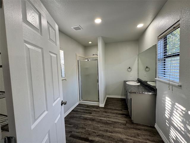 Building Photo - 2913 Hunter St