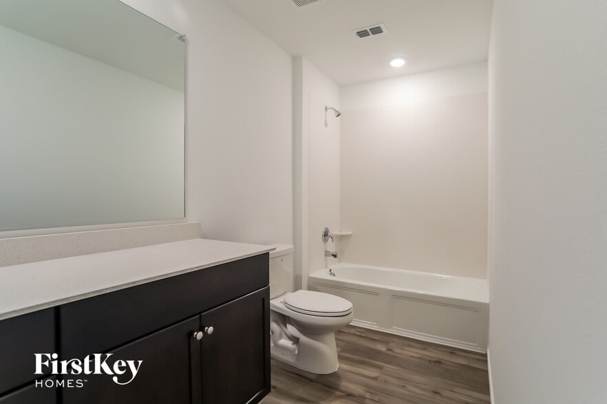 Building Photo - 448 Frio Pass Trl