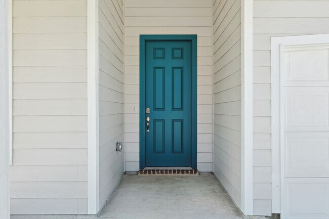 Building Photo - 5941 Revere Dr
