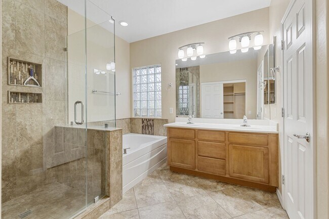 Building Photo - Nice East Mesa Home!