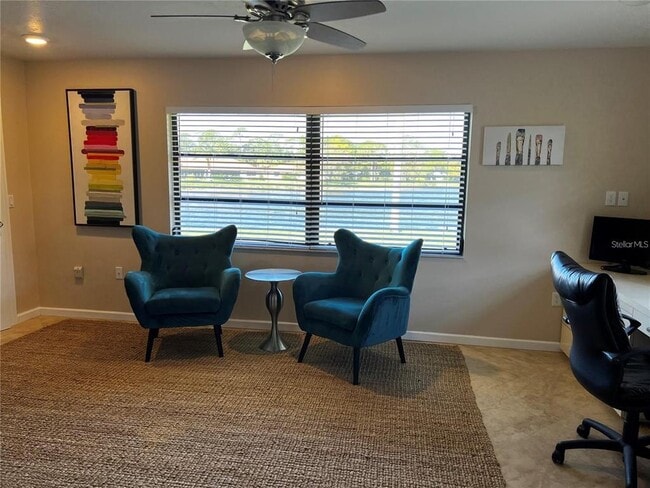 Building Photo - 5581 Golf Pointe Dr