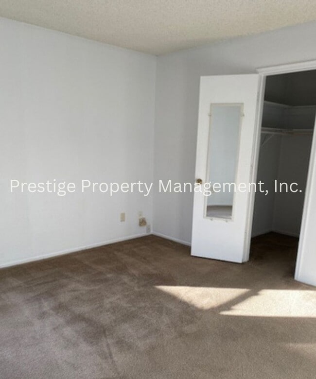 Building Photo - Call Now To See This Charming 2BD/1BA