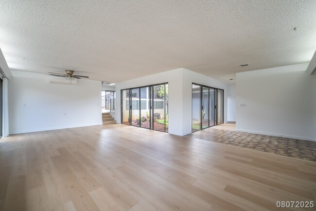 Building Photo - Newly Renovated 3 BD/2 BA Home with 2 Car ...