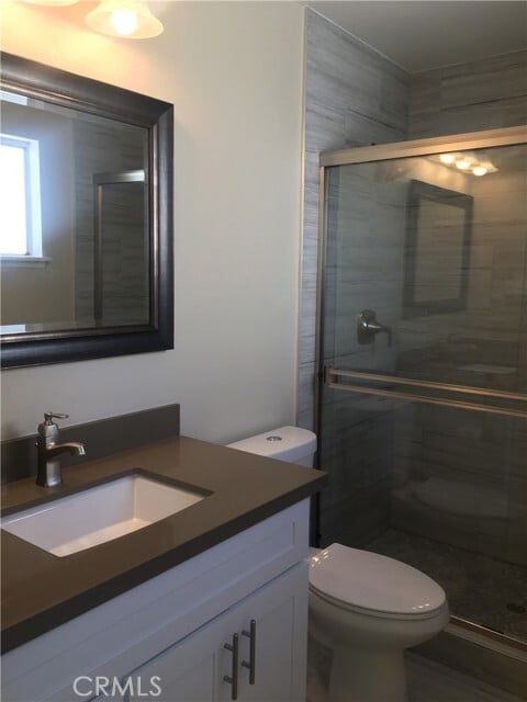 Building Photo - 454 S Glassell St