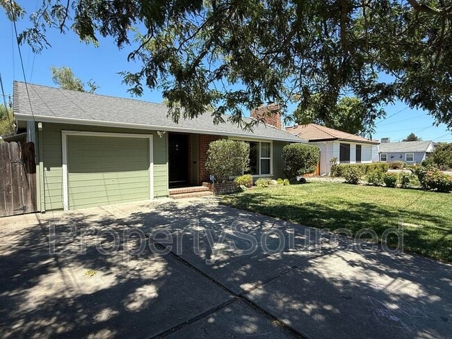 Building Photo - 1251 Middlefield Ave