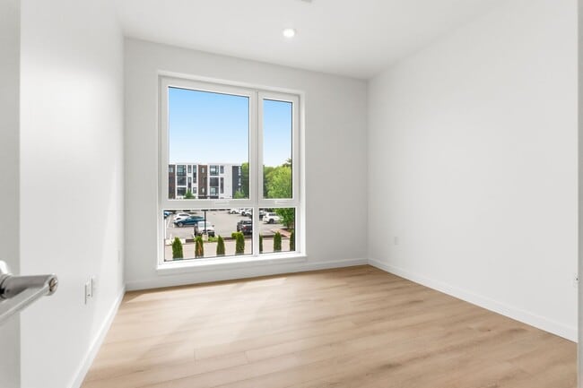 Building Photo - Upscale 1BR Living at The Sage | Luxury Amenities Included