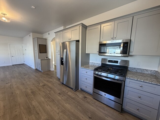 Building Photo - 1405 Harmony Ct