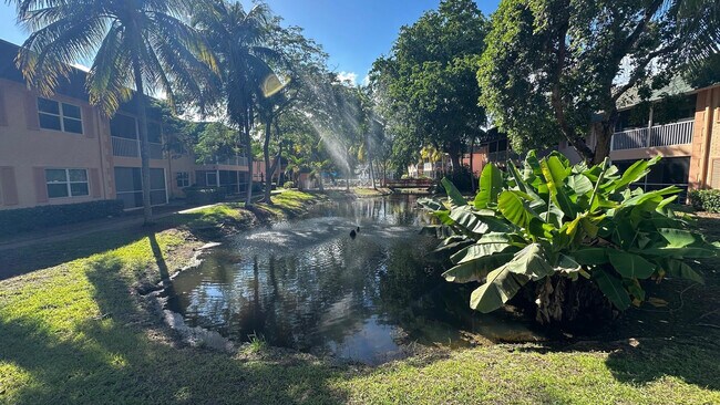 Building Photo - 760 SE 2nd Ave