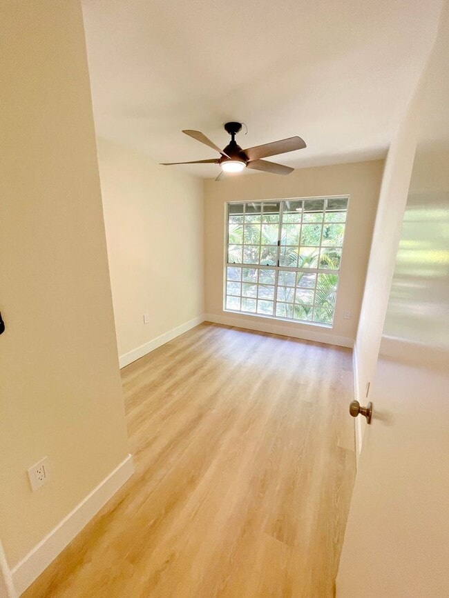 Building Photo - ***Reduced rate for the first 6 months!! $2550/month for the first 6 months - $2750/month for the...