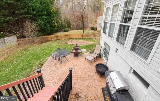 Building Photo - 35 Live Oak Ln