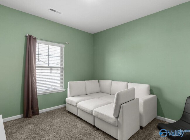 Building Photo - 123 Barn Trail Way