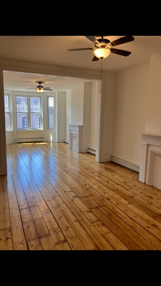 Building Photo - 184 1st St