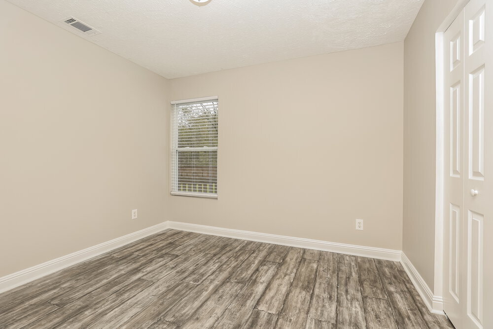 Building Photo - 209 Centreboard Ct