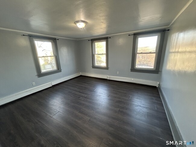 Building Photo - 288 Litchfield St