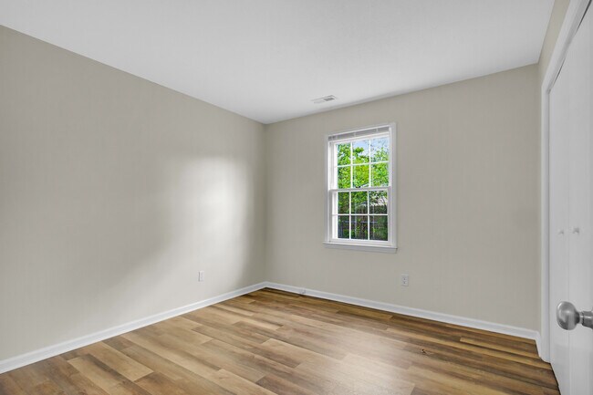 Building Photo - 120 Tar Heel Dr