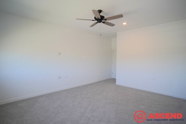 Building Photo - Stunning Home In Gossamer Grove!