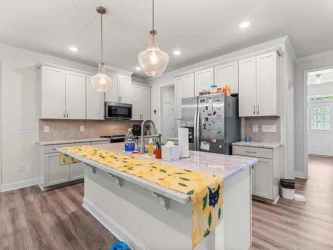 Building Photo - Build Equity Like a Homeowner – Lease to Own