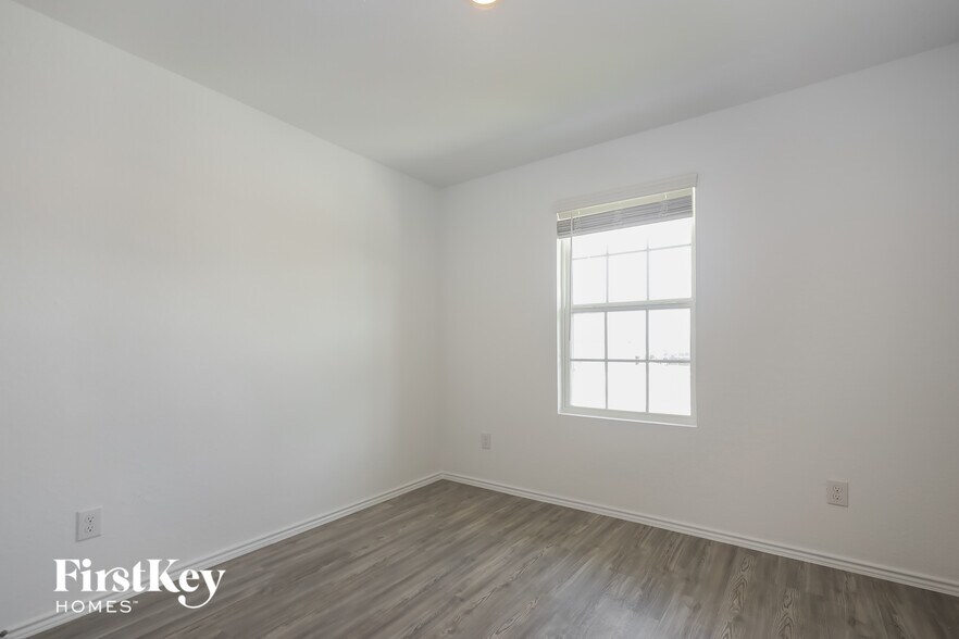 Building Photo - 1923 Morse Way