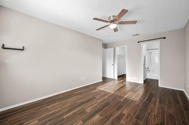 Building Photo - 12329 Limerick Ave