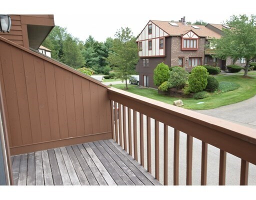 Building Photo - E52 Scotty Hollow Dr