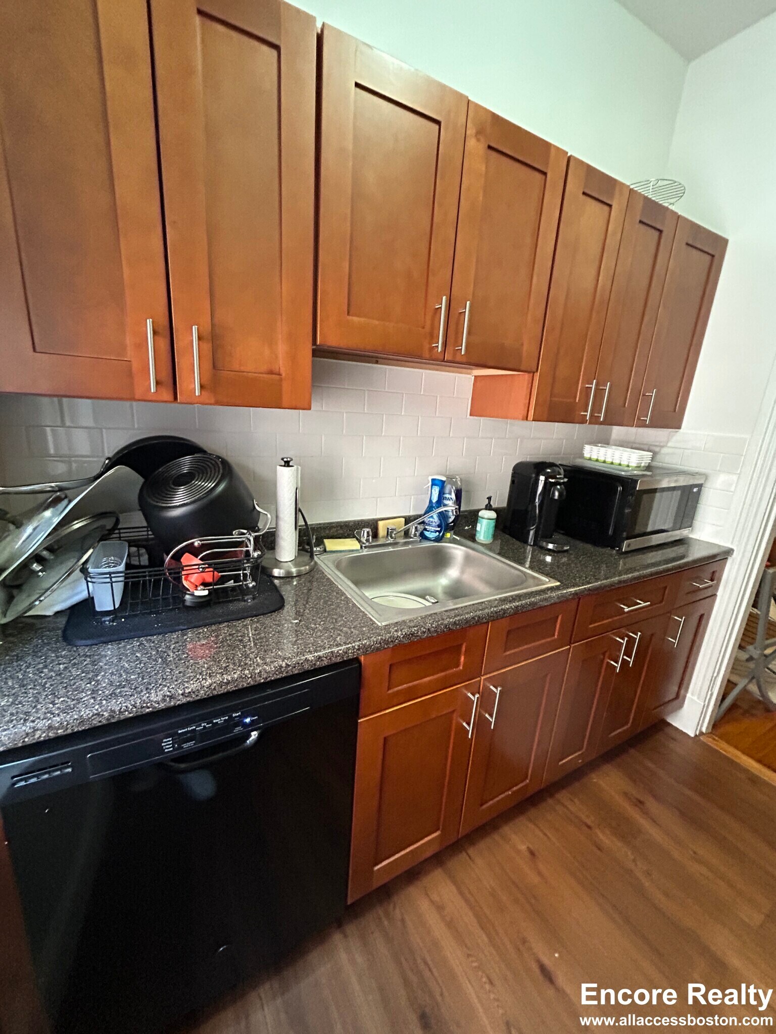 Building Photo - 5 Walbridge St