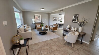 Building Photo - 6430 Bankside Dr