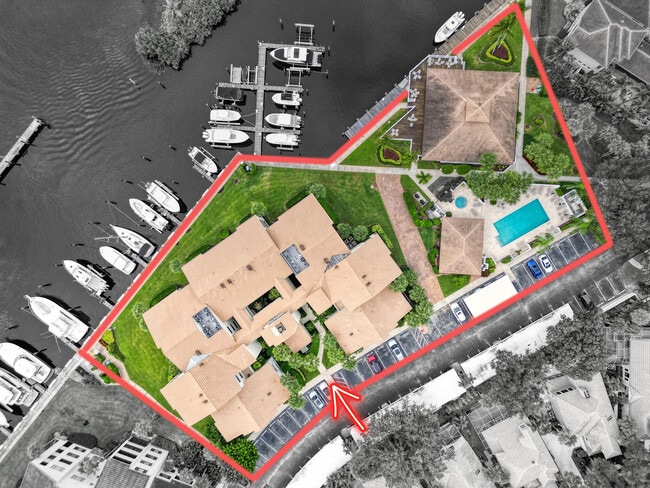 Building Photo - 827 Oak Harbour Dr