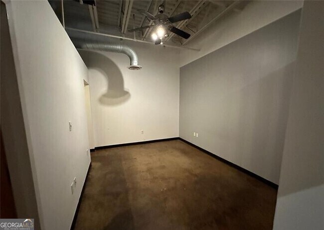 Building Photo - 5200 Peachtree Rd