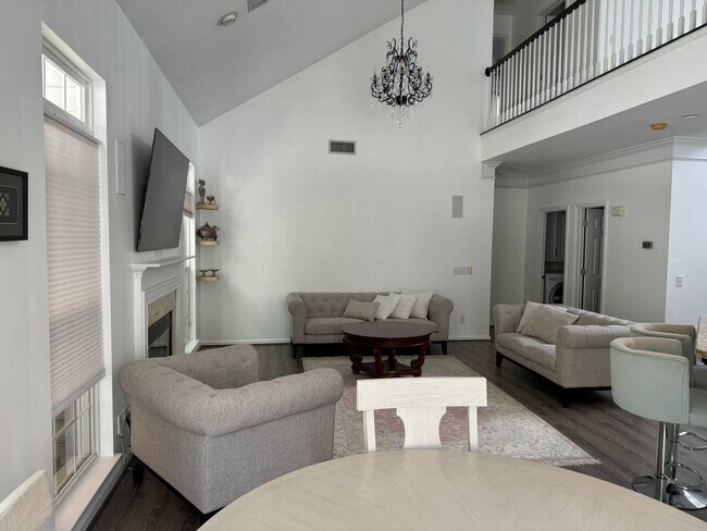 Building Photo - 2414 Oberwood Dr