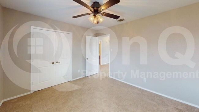 Building Photo - 4019 Houston Dr
