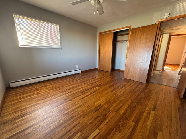 Building Photo - 3935 W Sylvania Ave